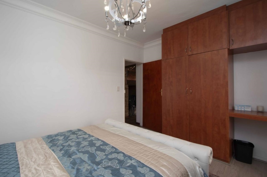 To Let 5 Bedroom Property for Rent in Parklands Western Cape